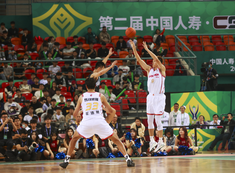 精彩绝伦的比赛时刻，赛场上掀起热潮(比赛精彩集锦)